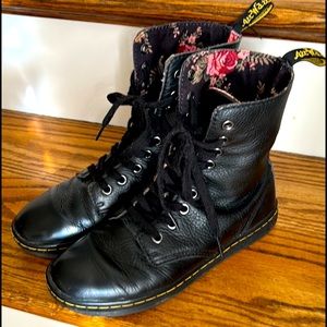 Dr. Martens floral lining Stratford boots